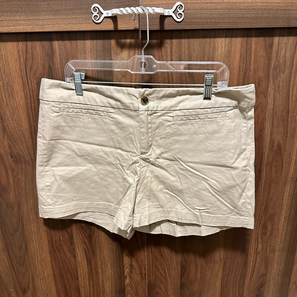 Banana Republic Khaki Shorts, Size 14